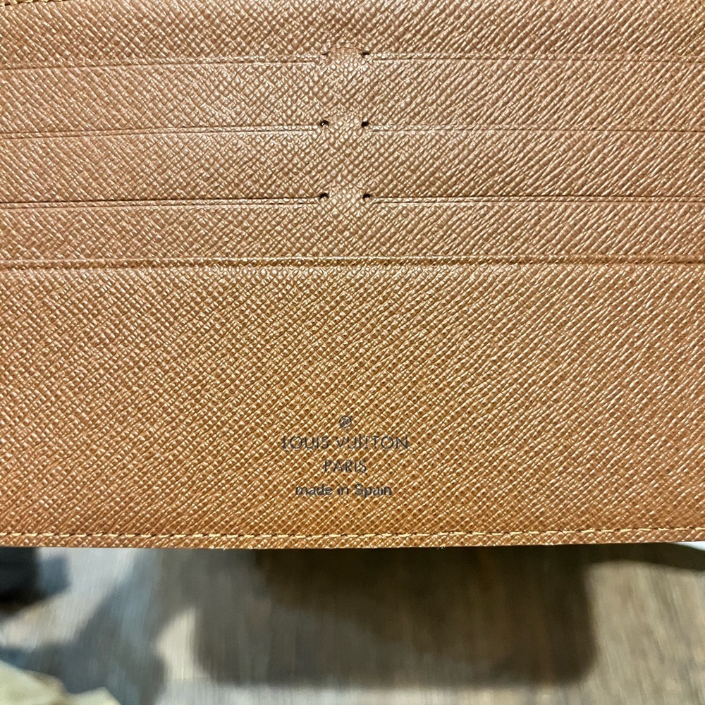 100% AUTHENTIC Louis Vuitton Insolite Wallet - Picture 4 of 4